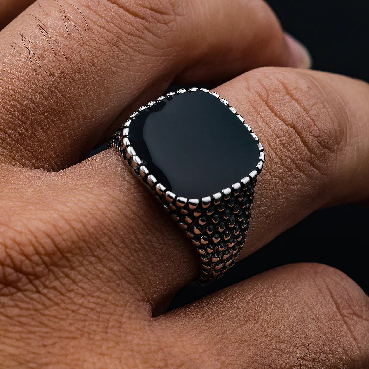 Avant-Garde Black Titanium-ProRing